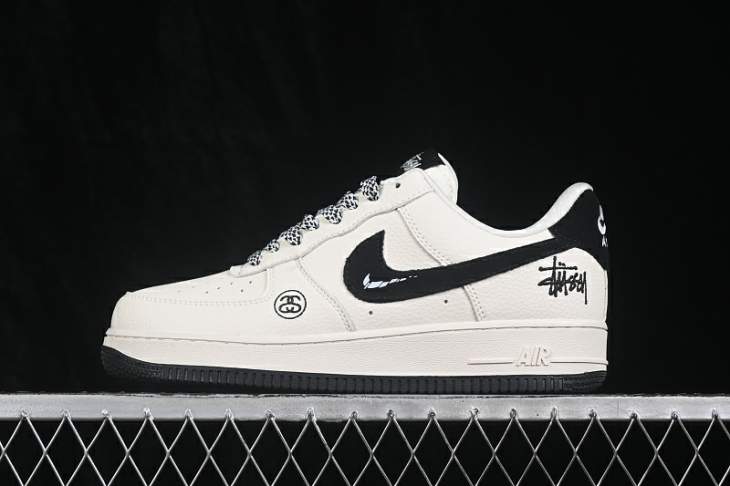 Picture of Air Force 1 _SKUfw23441880282998555fw
